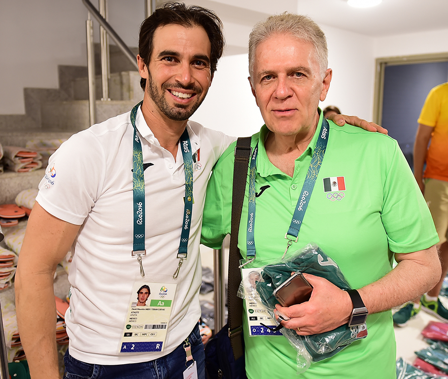 Carlos Padilla Becerra Visitó la Villa Olímpica